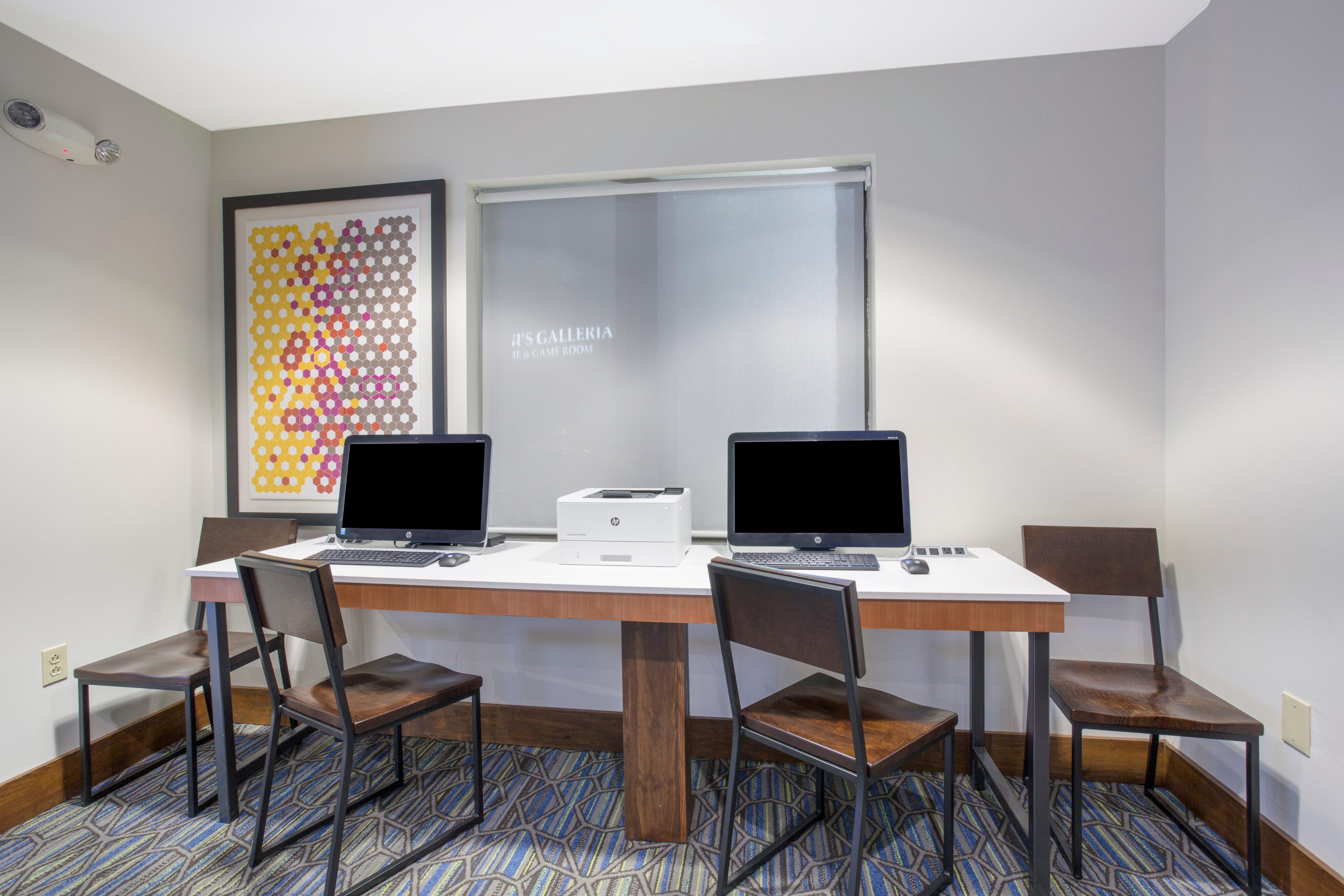 Holiday Inn Express Kansas City - At The Legends! By Ihg Bonner Springs Exterior foto